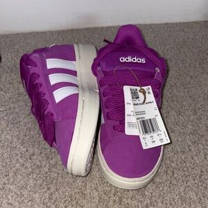 Adidas Kids Sneakers in Purple and White